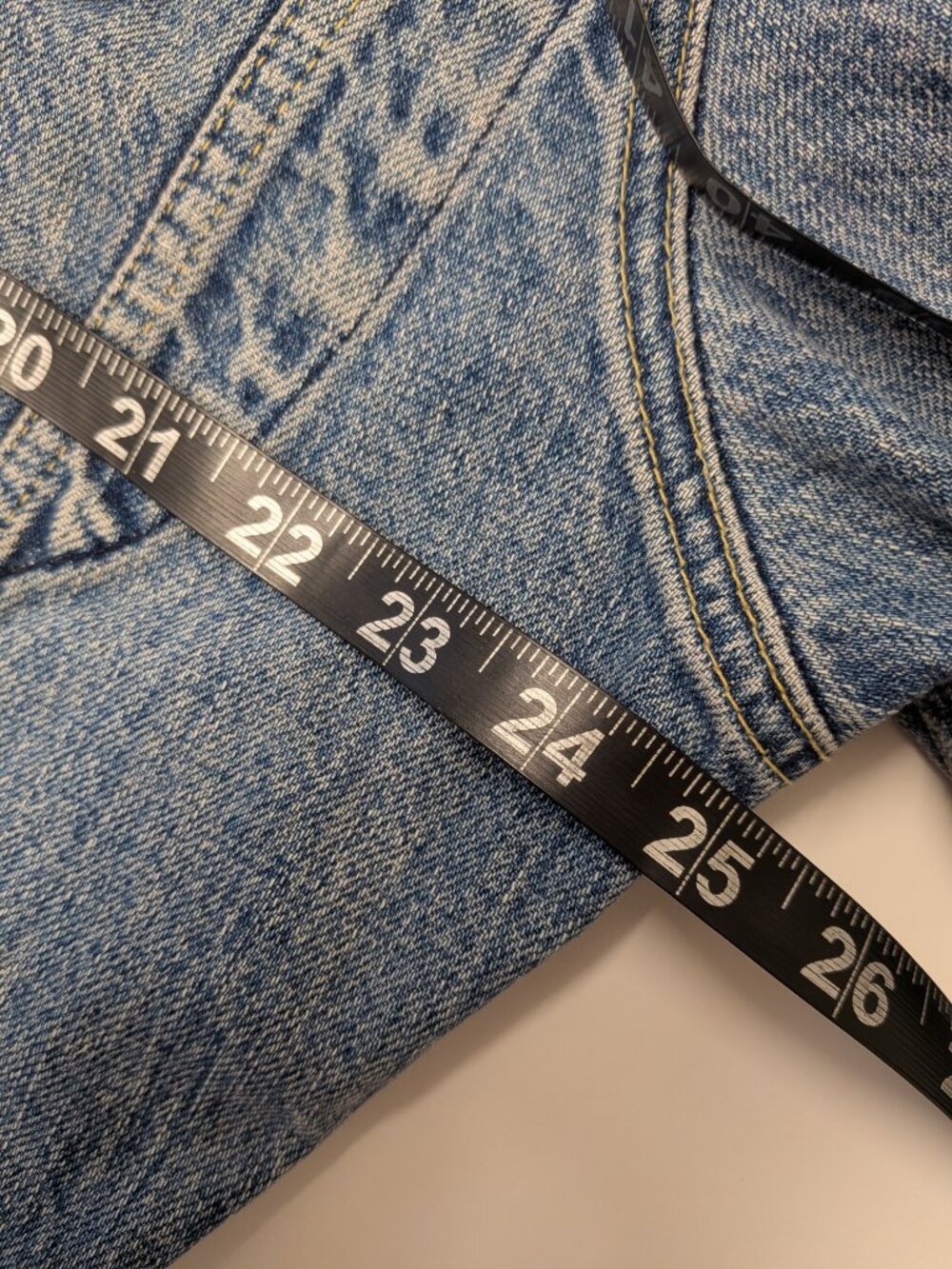 Rare 80s Vintage Chipie Denim Trucker Jacket - Hidden Cuff Graphics - Size XL - Picture 8 of 10